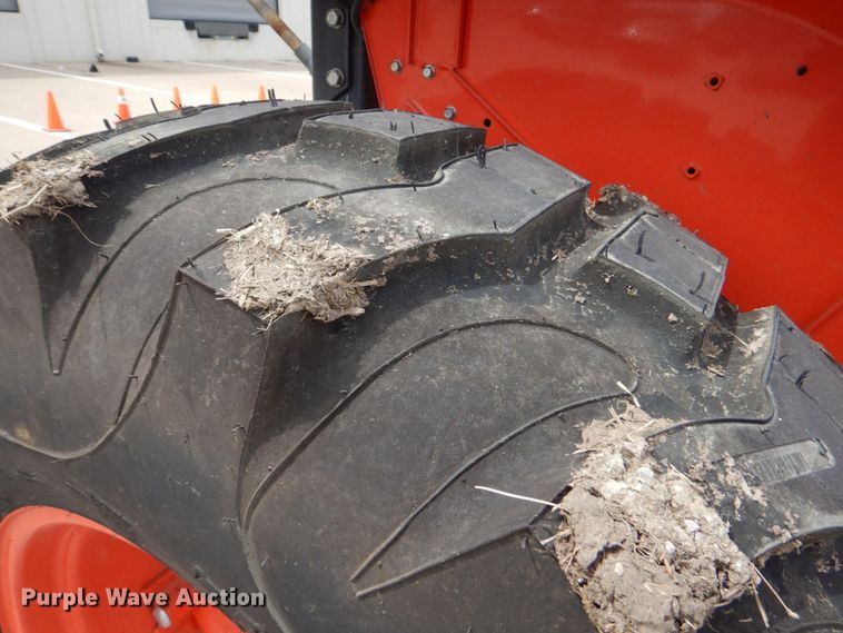 image for item DO1518 2019 Kubota L6060  MFWD tractor