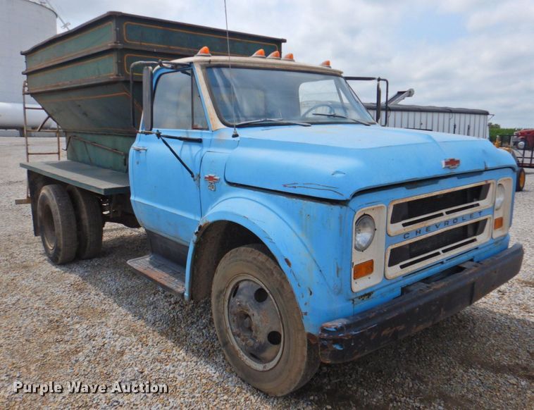 image for item DP4826 1967 Chevrolet C40  feed delivery truck