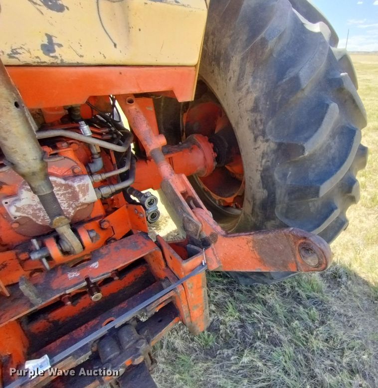 image for item DR1315 Case 1170 Agri-King  tractor