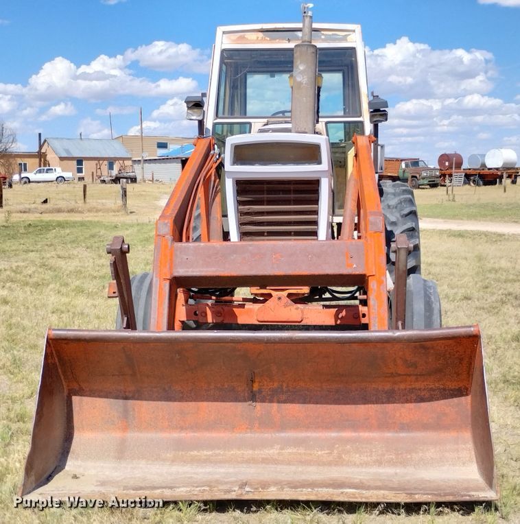 image for item DR1316 1978 Case 1070 Agri-King  tractor