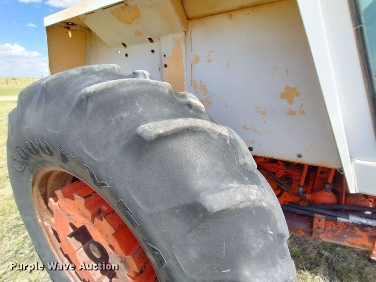 image for item DR1316 1978 Case 1070 Agri-King  tractor