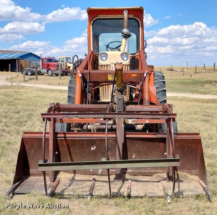 image for item DR1317 Case 1031 Comfort King  tractor