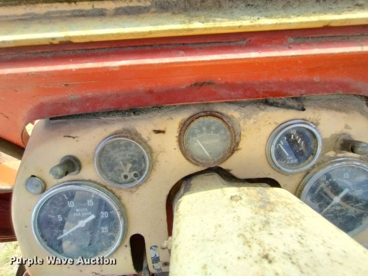 image for item DR1317 Case 1031 Comfort King  tractor