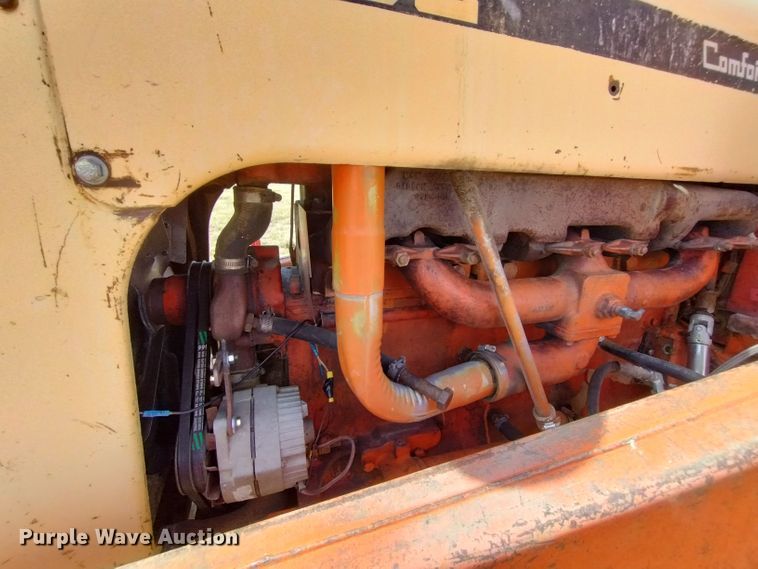 image for item DR1317 Case 1031 Comfort King  tractor