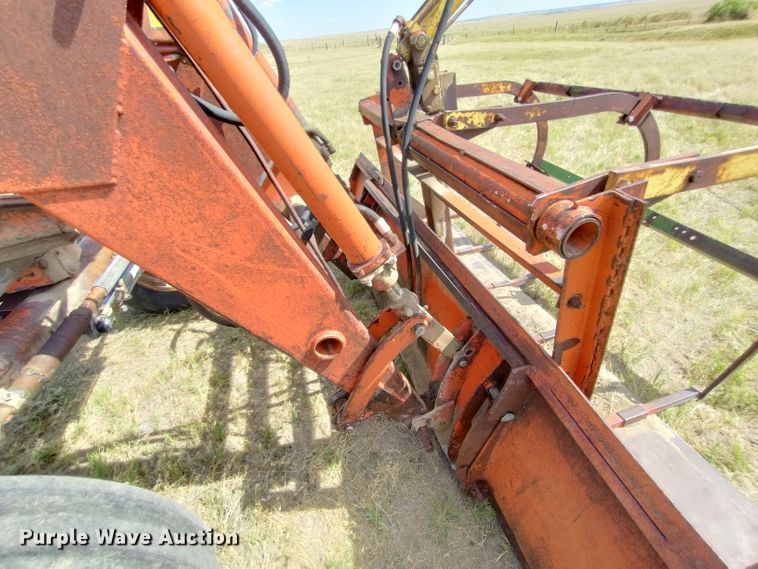 image for item DR1317 Case 1031 Comfort King  tractor