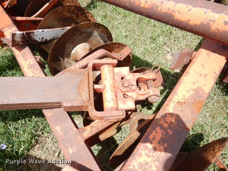 image for item DS1298 Allis Chalmers  tandem disk
