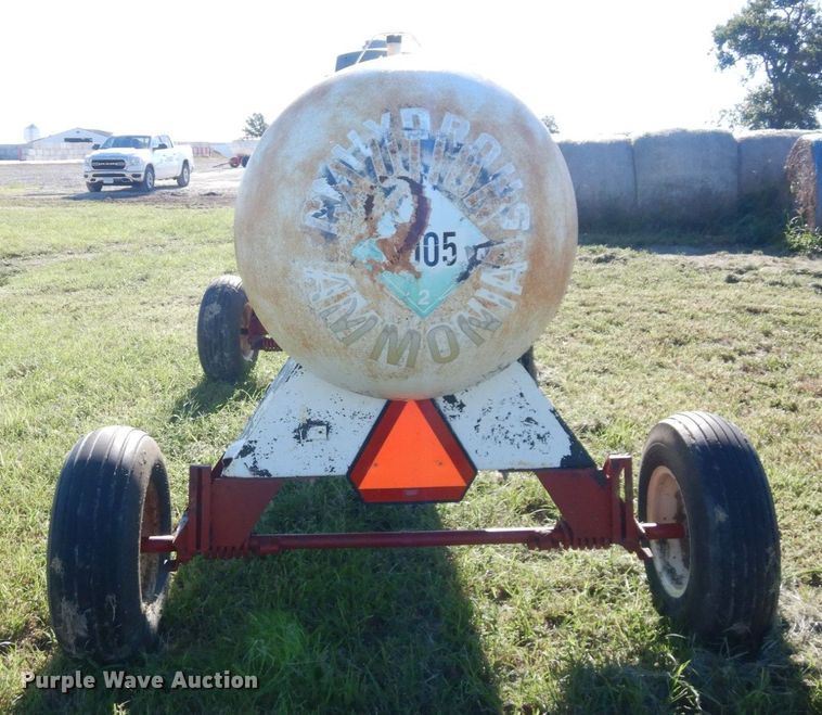 image for item DS1300 NH3 tank