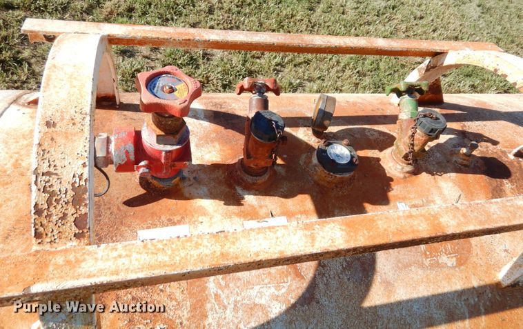 image for item DS1300 NH3 tank