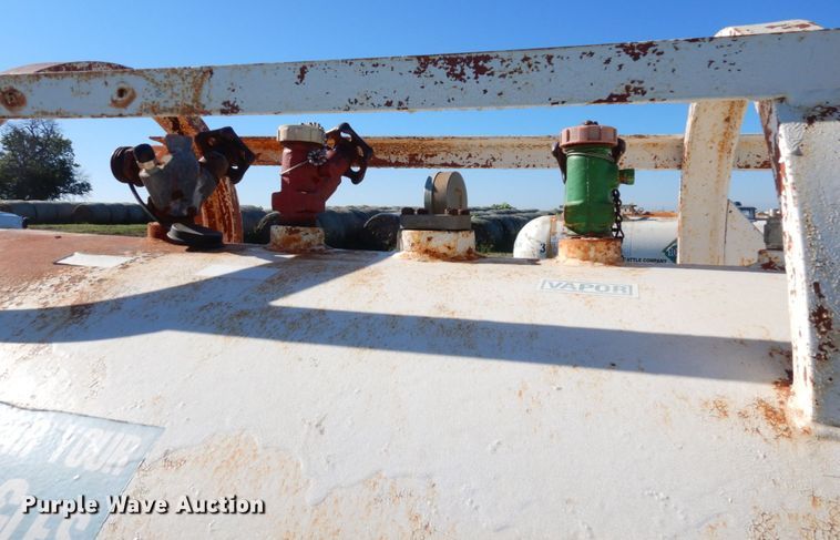 image for item DS1303 Trinity Industries  NH3 tank