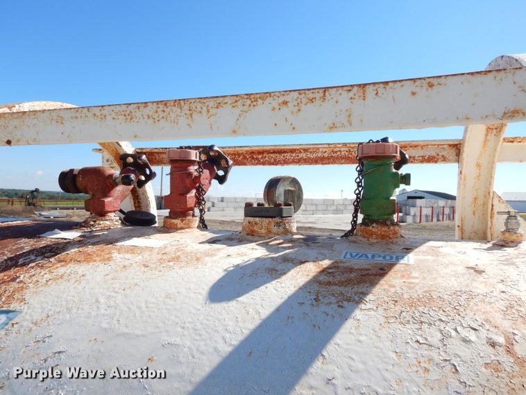 image for item DS1304 Trinity Industries  NH3 tank