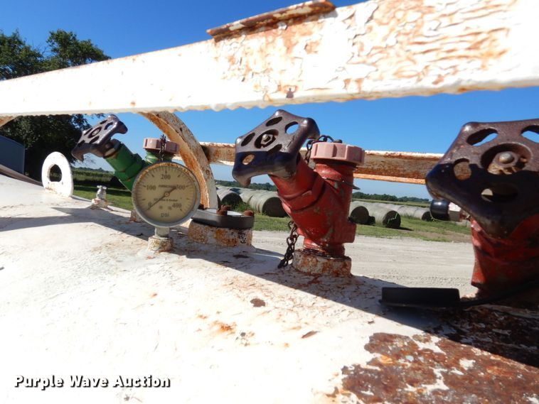 image for item DS1304 Trinity Industries  NH3 tank