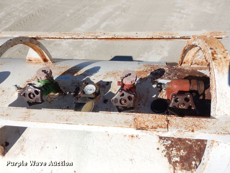 image for item DS1304 Trinity Industries  NH3 tank