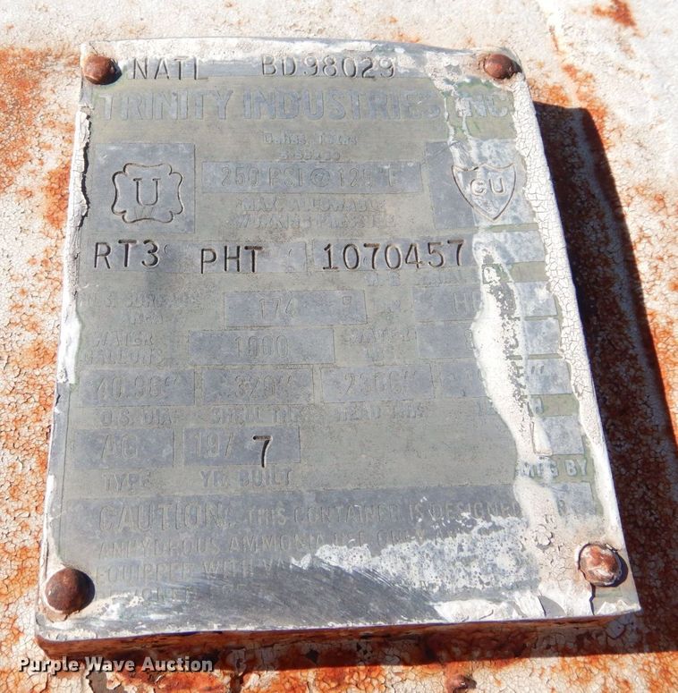 image for item DS1305 Trinity Industries  NH3 tank