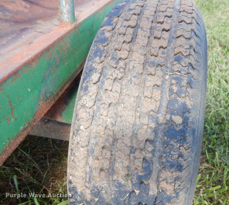 image for item DS1306 Hay bale feeder wagon