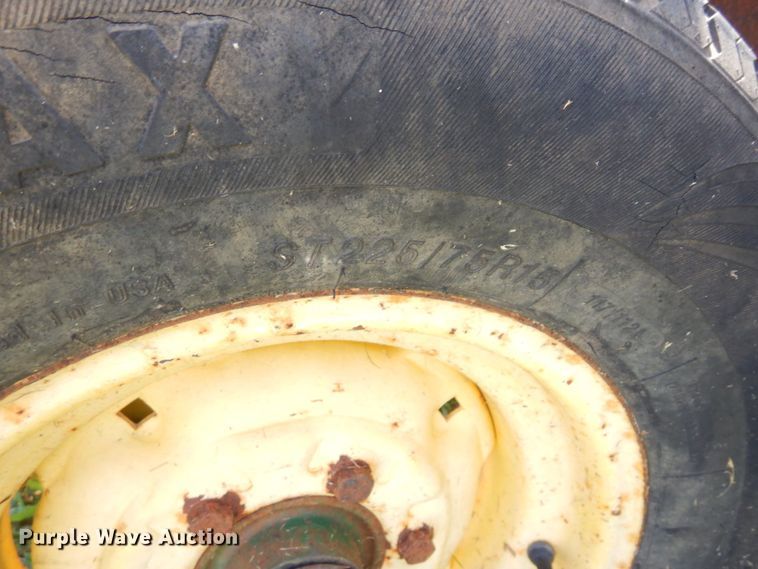 image for item DS1307 Hay bale feeder wagon