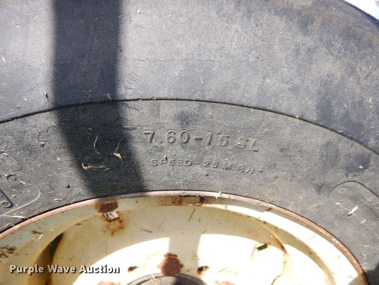 image for item DS1307 Hay bale feeder wagon