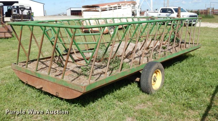 image for item DS1308 Hay bale feeder wagon