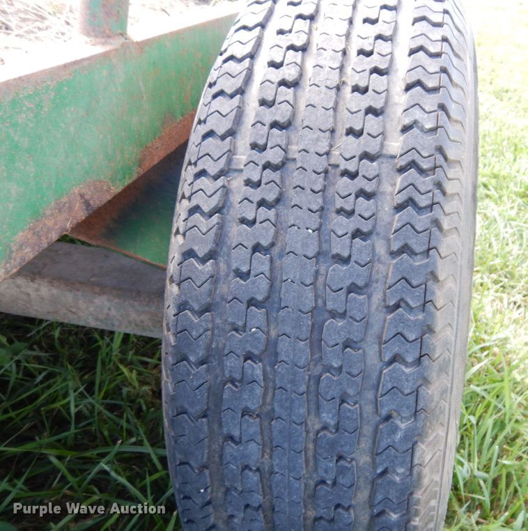 image for item DS1308 Hay bale feeder wagon