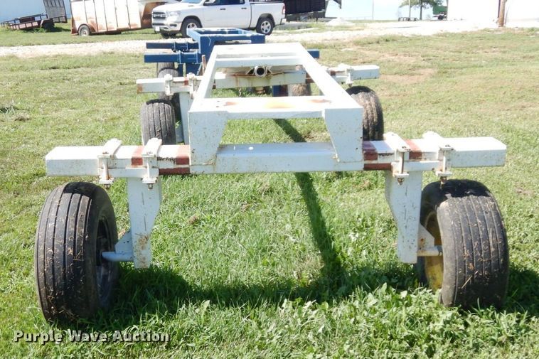 image for item DS1309 (2) NH3 tank running gear