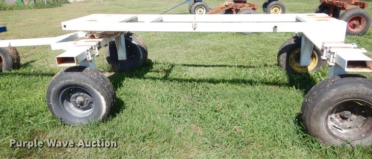 image for item DS1309 (2) NH3 tank running gear