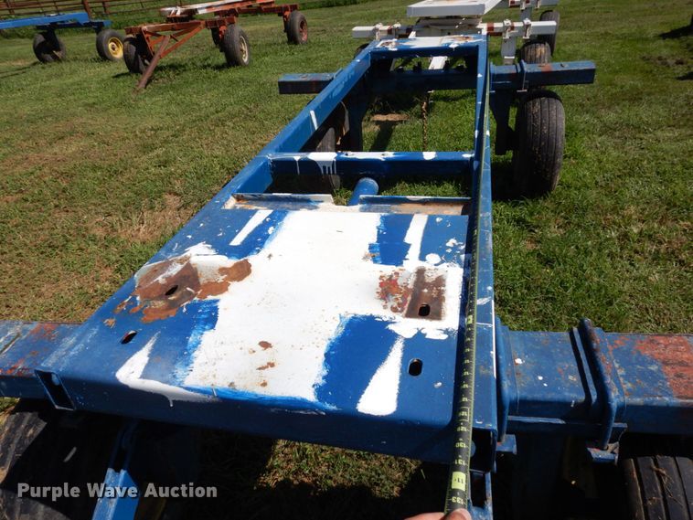 image for item DS1309 (2) NH3 tank running gear