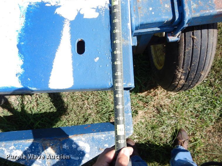 image for item DS1309 (2) NH3 tank running gear