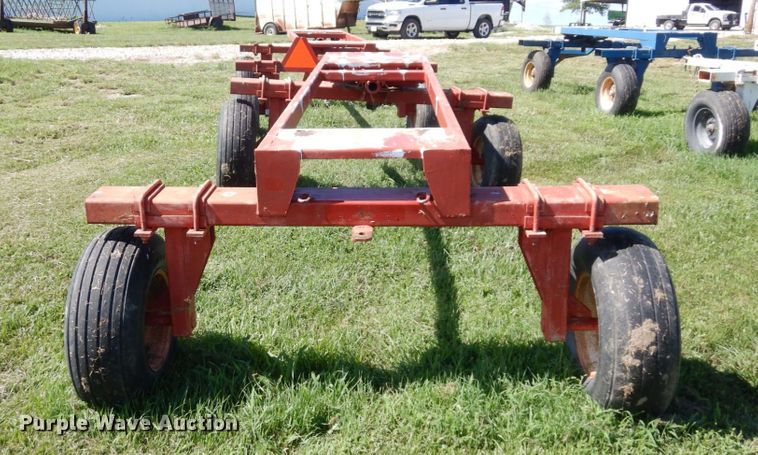 image for item DS1310 (2) NH3 tank running gear