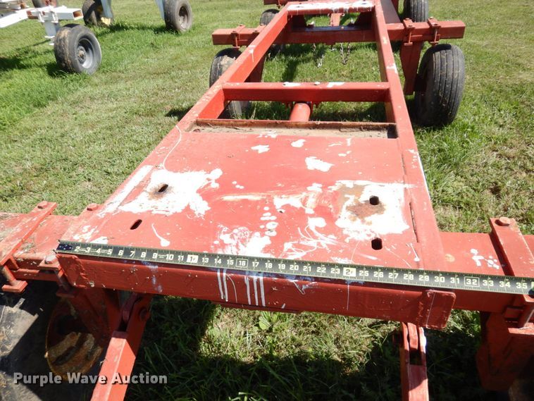 image for item DS1310 (2) NH3 tank running gear