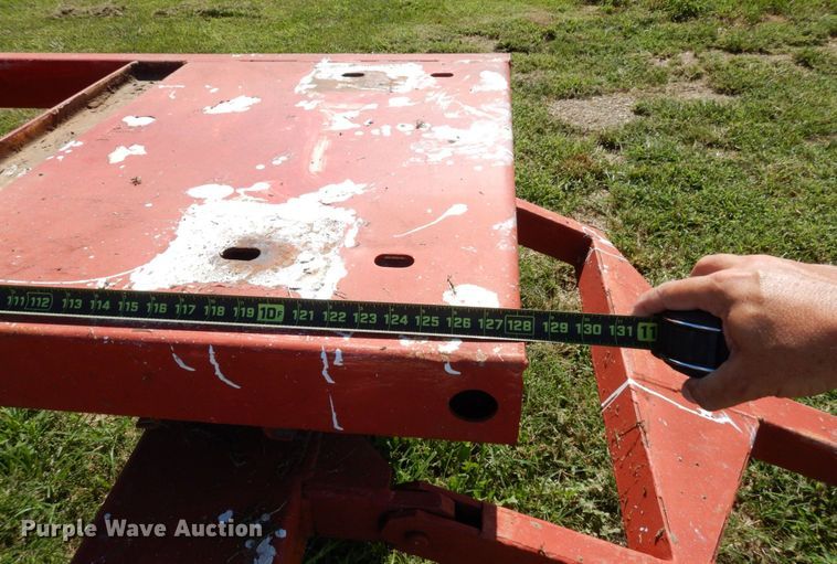 image for item DS1310 (2) NH3 tank running gear