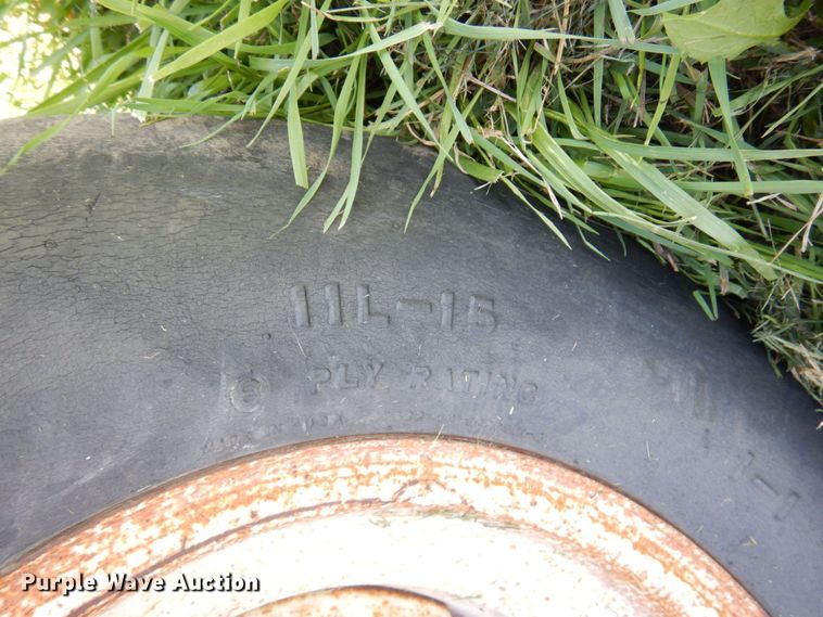 image for item DS1310 (2) NH3 tank running gear