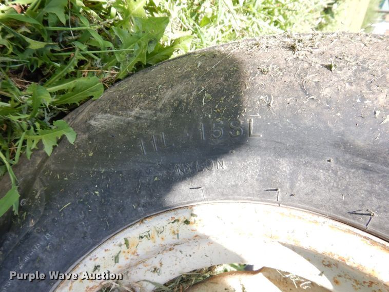 image for item DS1311 (2) NH3 tank running gear