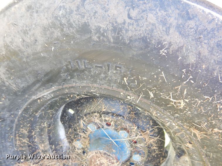 image for item DS1311 (2) NH3 tank running gear