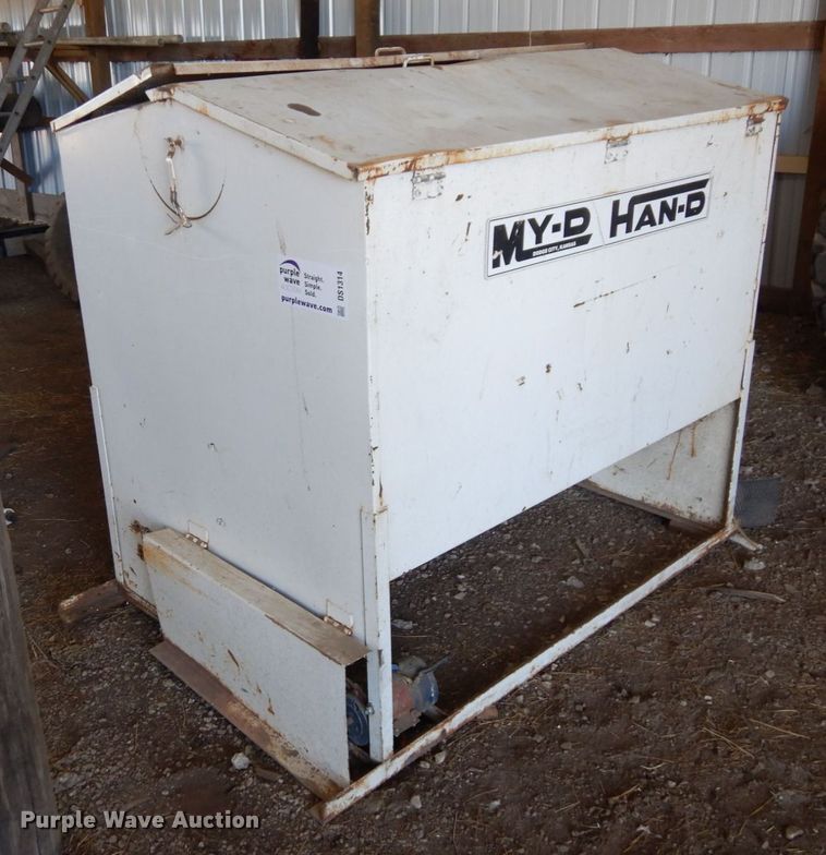 image for item DS1314 My-D Han-D  cake feeder