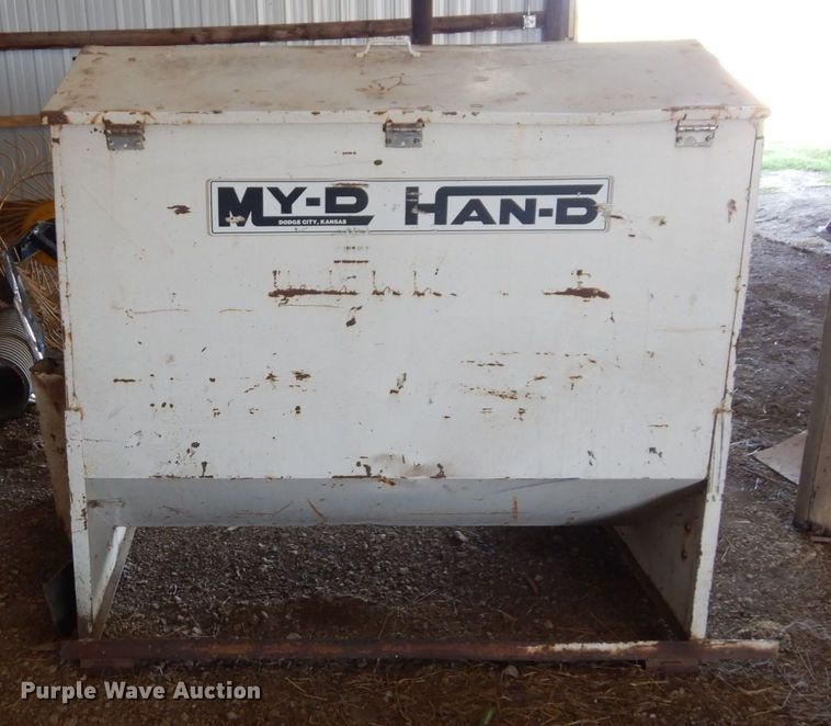 image for item DS1314 My-D Han-D  cake feeder