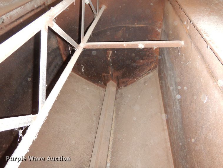 image for item DS1314 My-D Han-D  cake feeder