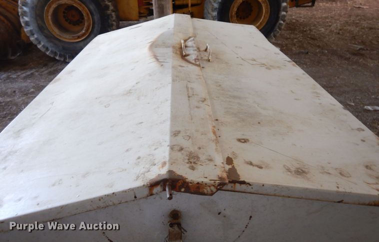 image for item DS1314 My-D Han-D  cake feeder