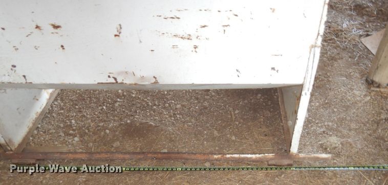 image for item DS1314 My-D Han-D  cake feeder