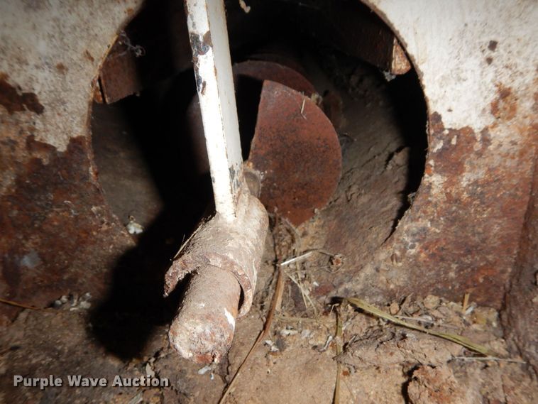 image for item DS1314 My-D Han-D  cake feeder