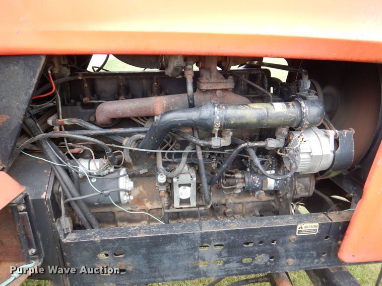 image for item DS8177 1978 Allis-Chalmers 7020  tractor