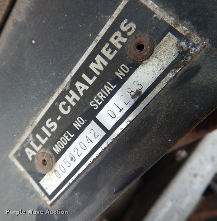 image for item DS8177 1978 Allis-Chalmers 7020  tractor