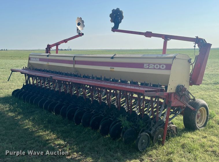 image for item DS8479 Krause 5220  grain drill