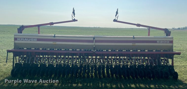 image for item DS8479 Krause 5220  grain drill
