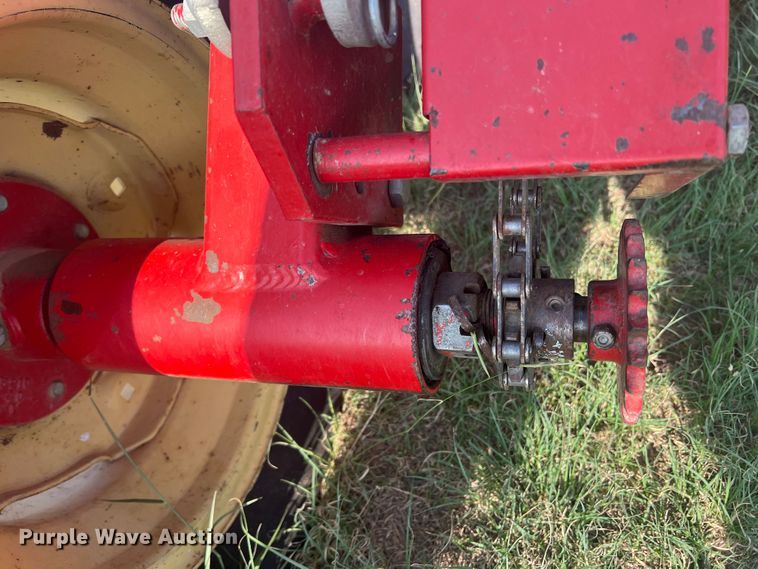 image for item DS8479 Krause 5220  grain drill