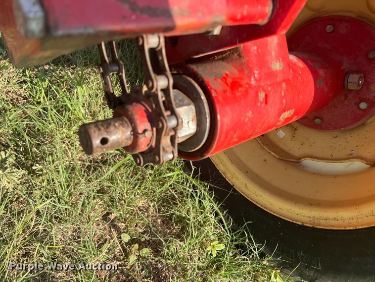 image for item DS8479 Krause 5220  grain drill