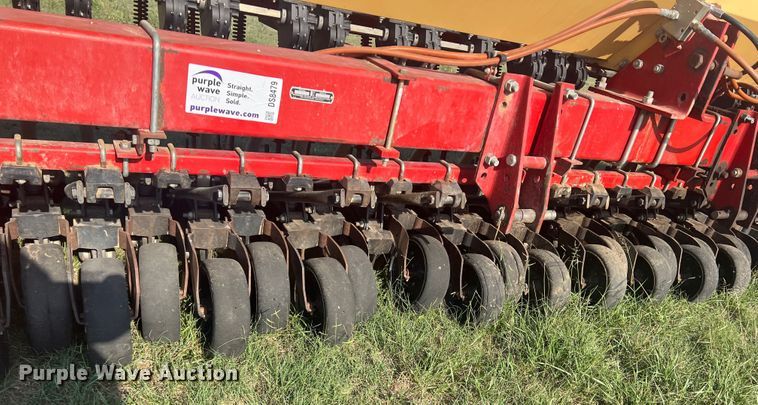 image for item DS8479 Krause 5220  grain drill