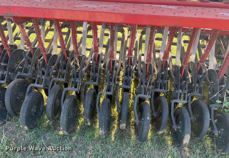 image for item DS8479 Krause 5220  grain drill