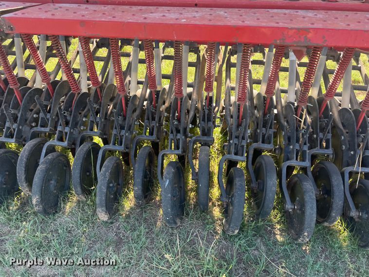 image for item DS8479 Krause 5220  grain drill