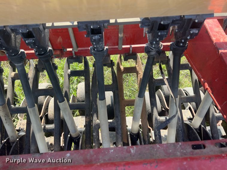 image for item DS8479 Krause 5220  grain drill