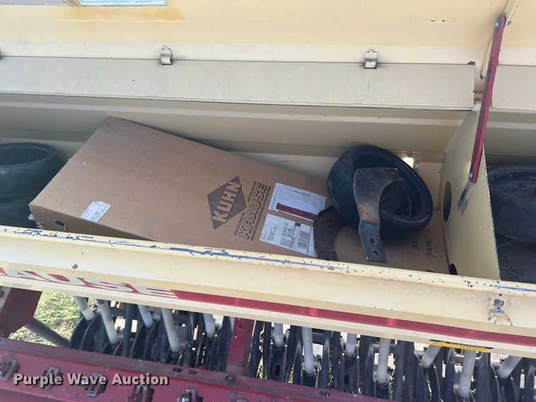 image for item DS8479 Krause 5220  grain drill