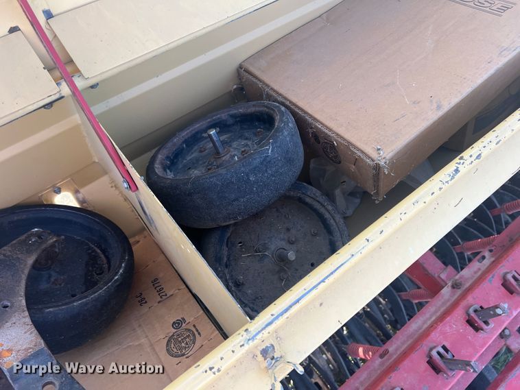 image for item DS8479 Krause 5220  grain drill